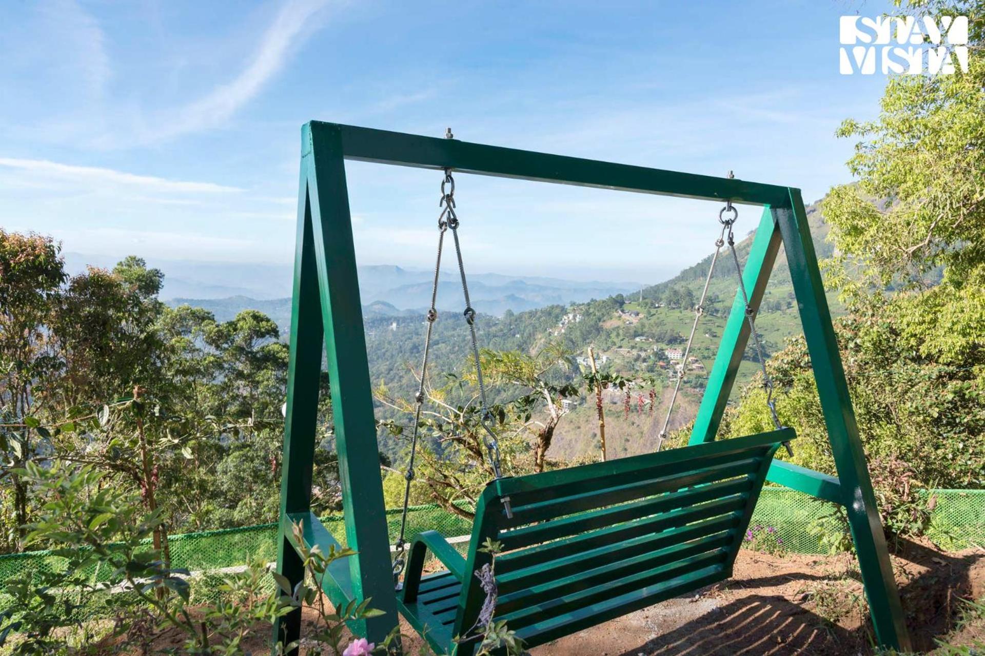 Stayvista At Vale Echoes - Breakfast Included Munnar Exterior photo